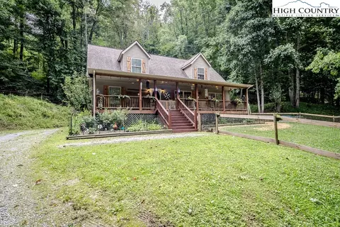 428 Phillip Rd, Elk Park, NC 28622