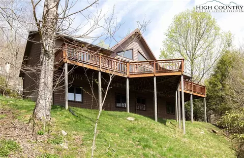 400 Wildcat Rocks Rd, Seven Devils, NC 28604