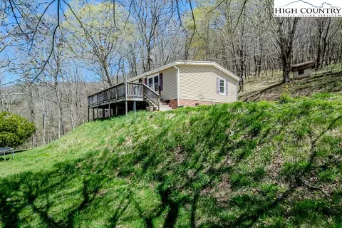 154 Hump Back Ln, Newland, NC 28657