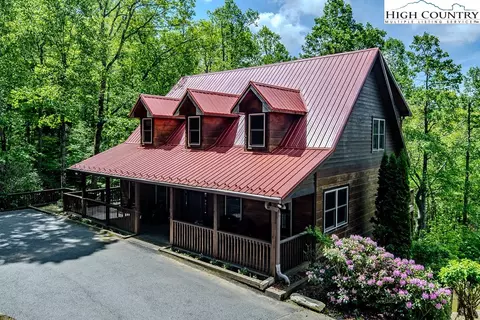 135 Summit Creek Trl, Boone, NC 28607