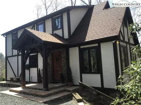 420 Lake View Trl, Fleetwood, NC 28626