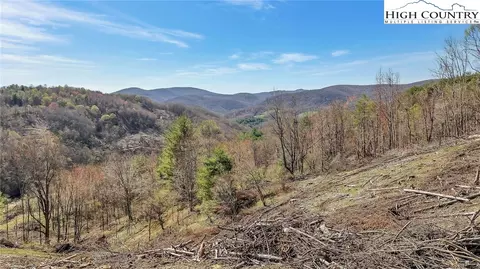 tbd Highlands Pkwy, Mouth Of Wilson, VA 24363