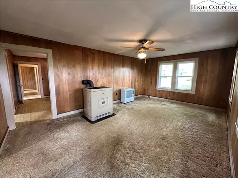 135 Hendren Ln, Hiddenite, NC 28636 photo 15