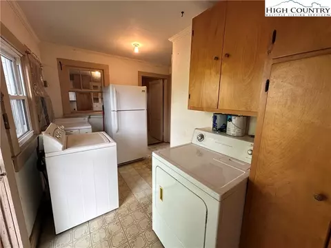 135 Hendren Ln, Hiddenite, NC 28636 photo 29