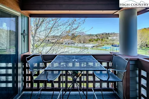151 Deer Valley Dr #231, Boone, NC 28607