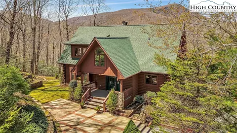 815 Chestnut Farms Rd, West Jefferson, NC 28694