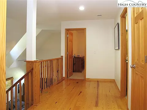 197 Greenview Dr, Jefferson, NC 28640 photo 16