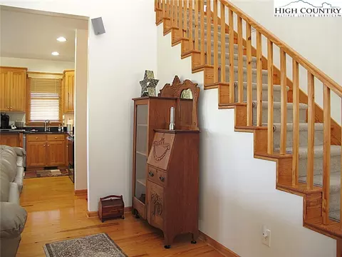 197 Greenview Dr, Jefferson, NC 28640 photo 14