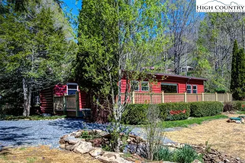 492 Willard Johnson Rd, Vilas, NC 28692 photo 5