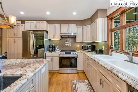 101 Spring Haven Dr, Fancy Gap, VA 24328 photo 18