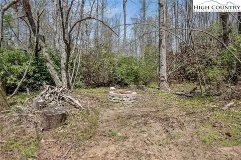 101 Spring Haven Dr, Fancy Gap, VA 24328 photo 3