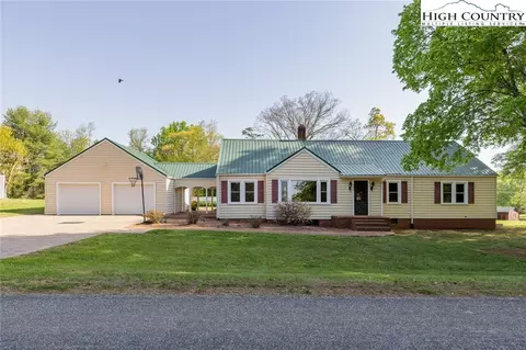 281 Alonzo Mcneil Dr, Millers Creek, NC 28651