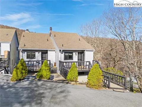 101 Wedling Weg #B2, Beech Mountain, NC 28604