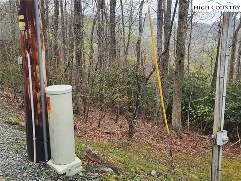 103 Bear Paw Path, Beech Mountain, NC 28604 photo 4