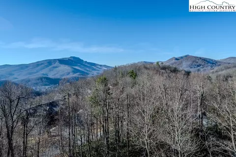 195 Red Tail Smt #CF-4, Boone, NC 28607
