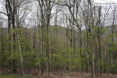 lot22 Fairway Ridge Dr, West Jefferson, NC 28694