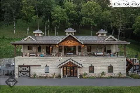 231 Firerock Station Trl, Sugar Grove, NC 28679