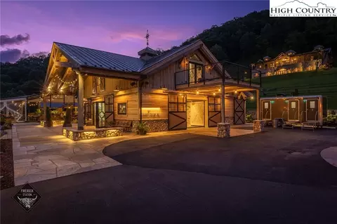 161 Firerock Station Trl, Sugar Grove, NC 28679