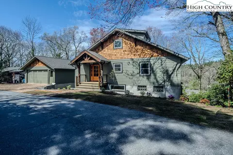 136 Ridgecrest Ln, Blowing Rock, NC 28605