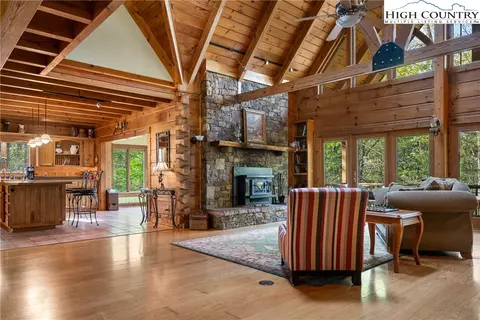 286 Howell Rd # -B, Lansing, NC 28643 photo 6