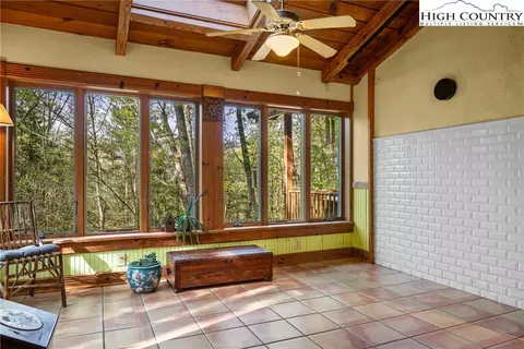 286 Howell Rd # -B, Lansing, NC 28643 photo 11