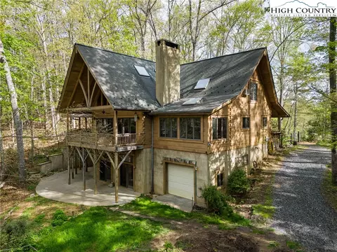 286 Howell Rd # -B, Lansing, NC 28643 photo 3