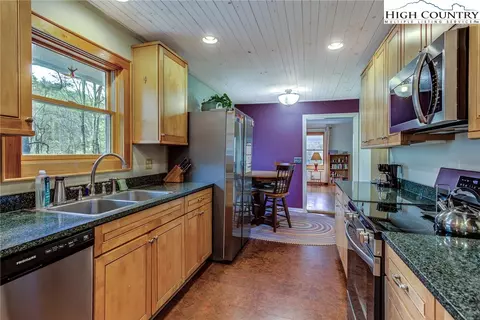 551 Cobbs Creek Rd, Boone, NC 28607 photo 12