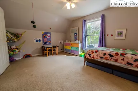 76 Overlook Pt, Spruce Pine, NC 28777 photo 31
