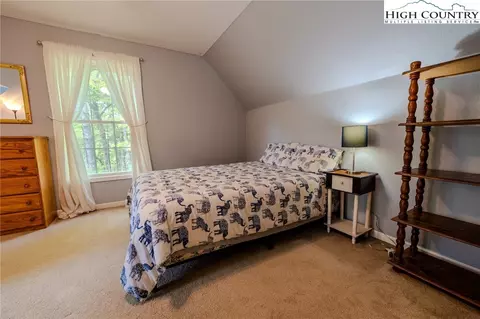 76 Overlook Pt, Spruce Pine, NC 28777 photo 28