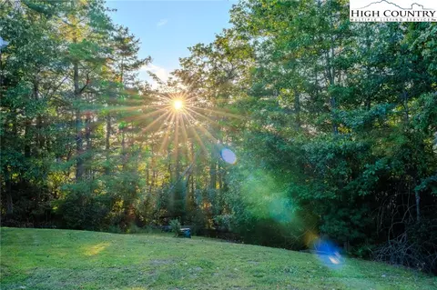 76 Overlook Pt, Spruce Pine, NC 28777 photo 34