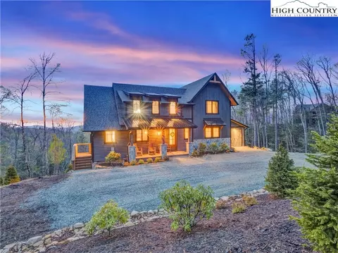 406 Red Sky Pkwy, Elk Park, NC 28622