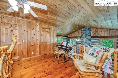 744 Tomahawk Dr, Todd, NC 28684 photo 27