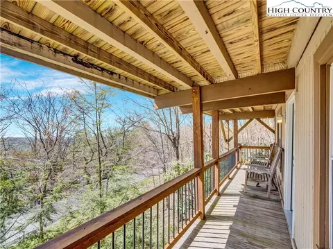 Exterior - 222 Grassy Gap Loop Rd, Beech Mountain, NC 28604 photo 5 of 7