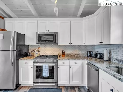 Kitchen - 222 Grassy Gap Loop Rd, Beech Mountain, NC 28604 photo 2 of 4