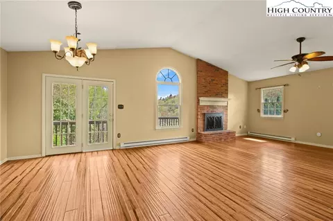 168 Slopes Ct, Boone, NC 28607 photo 8