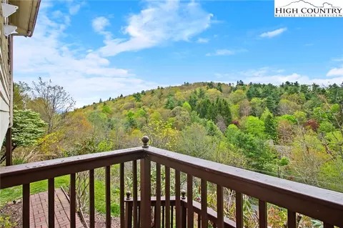 168 Slopes Ct, Boone, NC 28607 photo 6