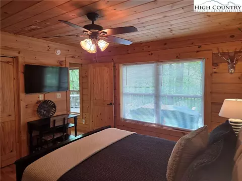 Bedroom - 341 Saddle Ln, Deep Gap, NC 28618 photo 2 of 7