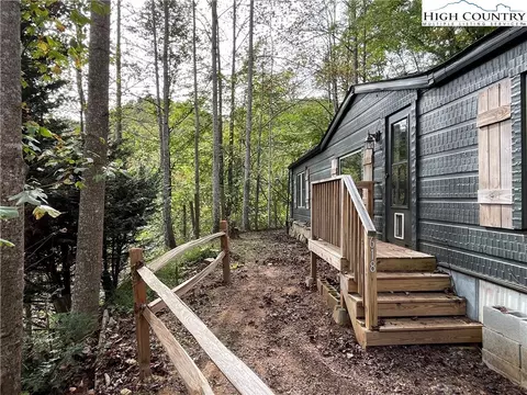 618 Rhymer Branch Rd, Deep Gap, NC 28618