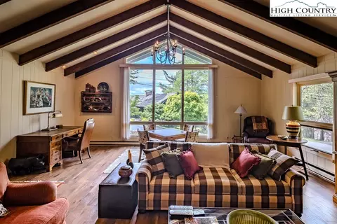Living - 320 Balsam, Boone, NC 28607 photo 3 of 6