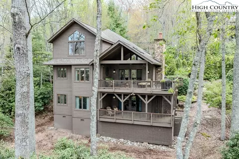 185 High Willhays, Boone, NC 28607