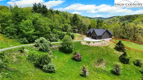 780 Waterstone Dr, Boone, NC 28607 photo 3