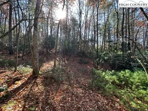 lot27 Walden Ln, West Jefferson, NC 28694