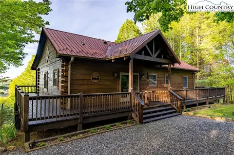 587 Ore Knob Manor Rd, Jefferson, NC 28640