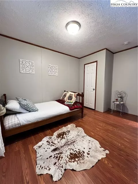 Bedroom - 905 Lyons Rd, Roaring Gap, NC 28668 photo 4 of 7