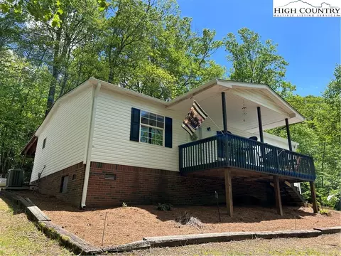 Exterior - 905 Lyons Rd, Roaring Gap, NC 28668 photo 2 of 16