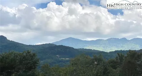 250 Ridgeview Rd #U7-2, Sugar Mountain, NC 28604