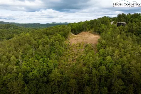 289 Ninebark Rd, Boone, NC 28607 photo 4