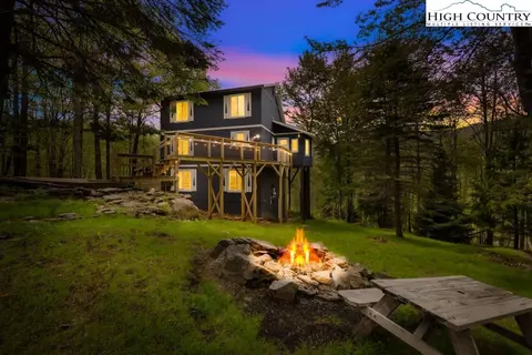 109 Overbrook Knl, Beech Mountain, NC 28604