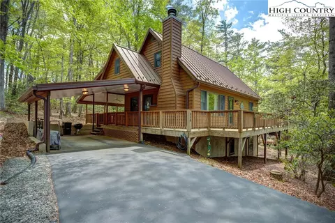 358 Bear Ridge Trl, Fleetwood, NC 28626
