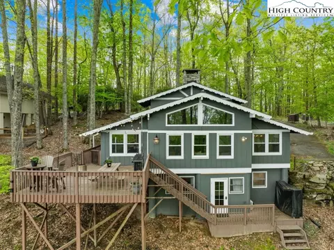 844 Pine Ridge Rd, Beech Mountain, NC 28604